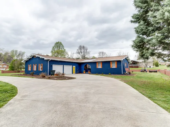 663 Greenwood Dr, McMinnville, TN 37110