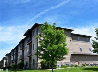 820 W 56th St #146, Kearney, NE 68845