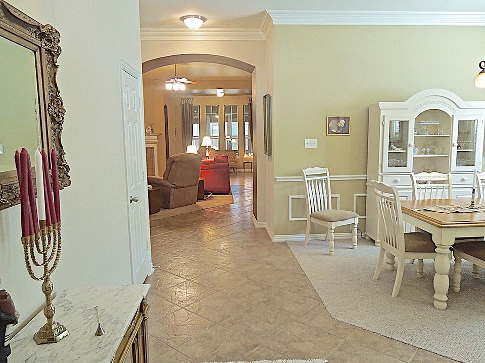 1st image of 7904 Mimosa Dr