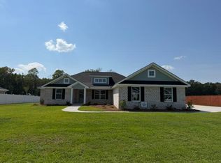 1230 Freeport Dr, Sumter, SC 29154