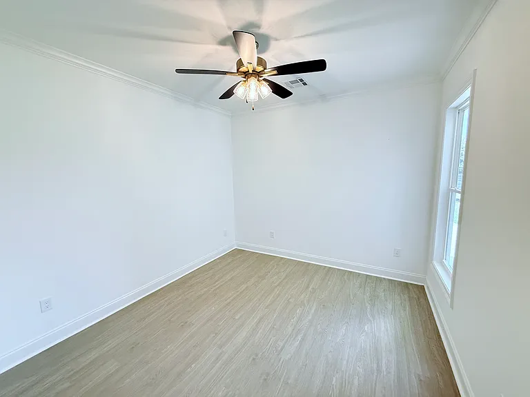 3826 Verot School Rd — Photo 12