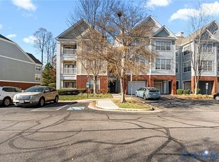 724 Bristol Village Dr APT 303, Midlothian, VA 23114