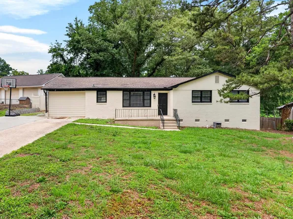 1 Woodleigh Dr, Taylors, SC 29687