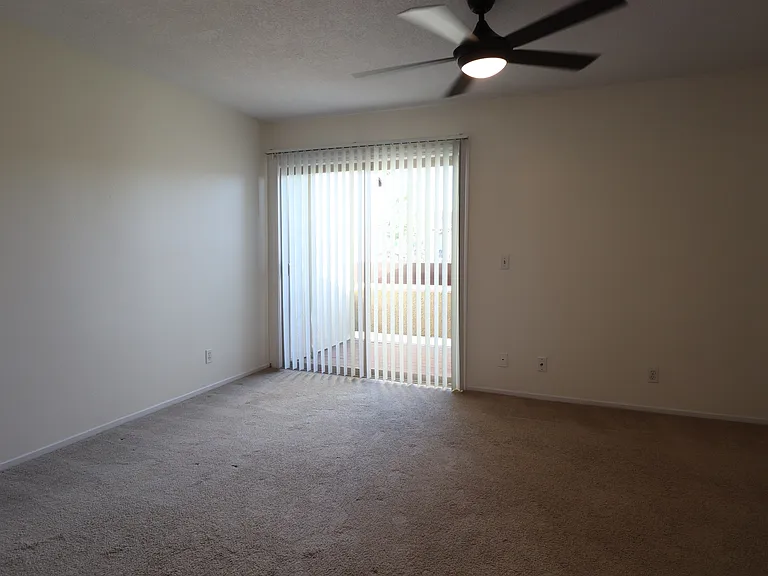 527 E Rice Ranch Rd — Photo 18