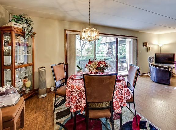4th image of 15251 Catalina Dr #1