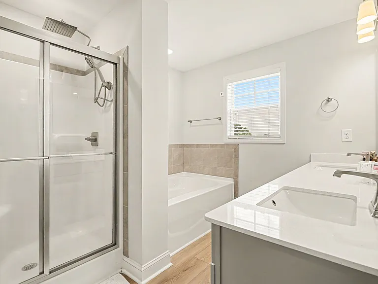 536 Amusement Dr — Photo 14