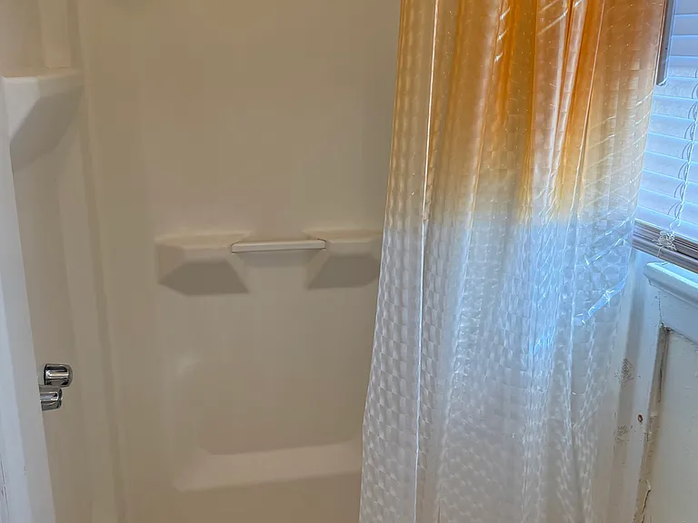638 Charles St #2 — Photo 6