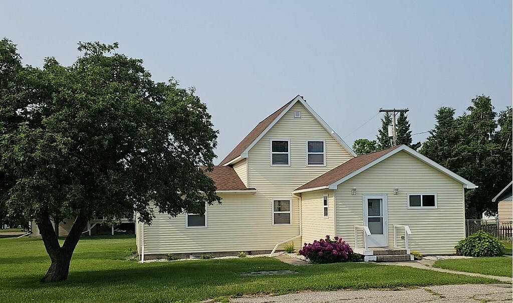 356 Oak St, Gonvick, MN 56644 MLS 6331018 Zillow