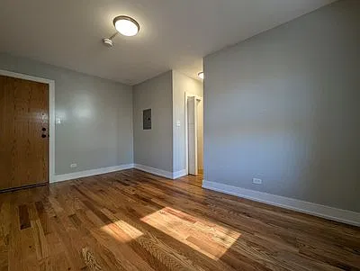 Studio, 450 sqft, $1,725 — Photo 3