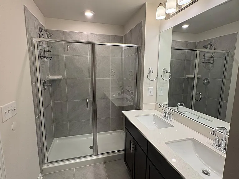 904 Clearhaven Ln — Photo 24