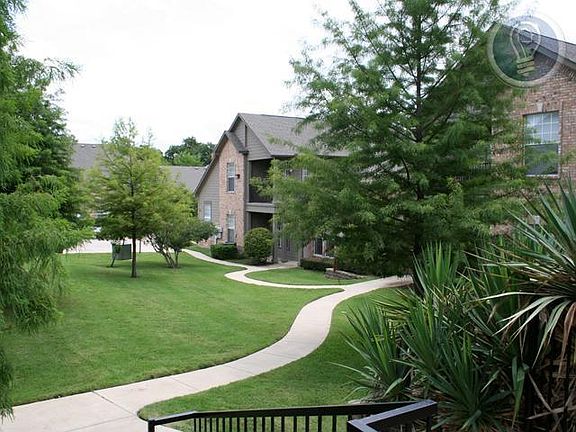 3rd image of 901 Wilson Creek Blvd
