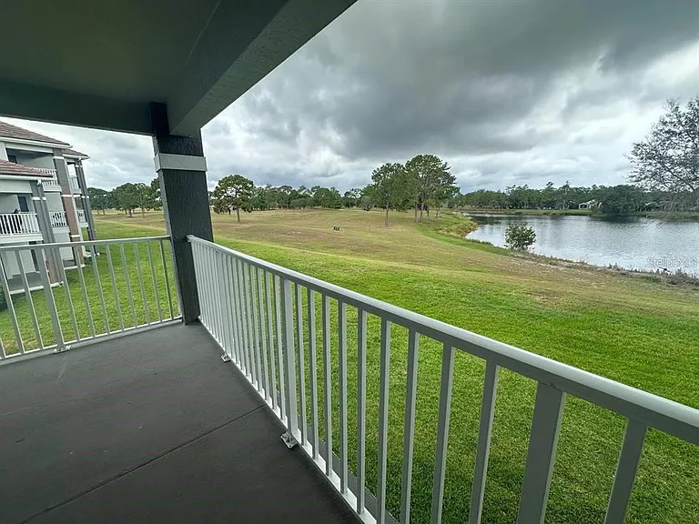 13929 Fairway Island Dr #821 — Photo 12