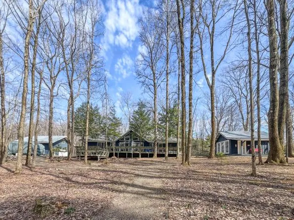 554 Carr Ln, Russell, PA 16345