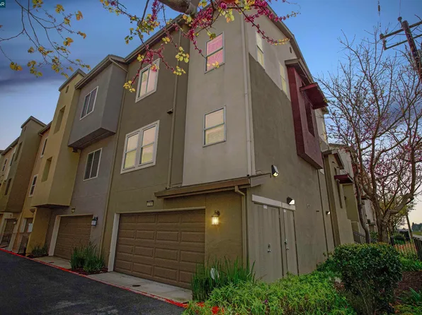 2745 Holly St, San Pablo, CA 94806