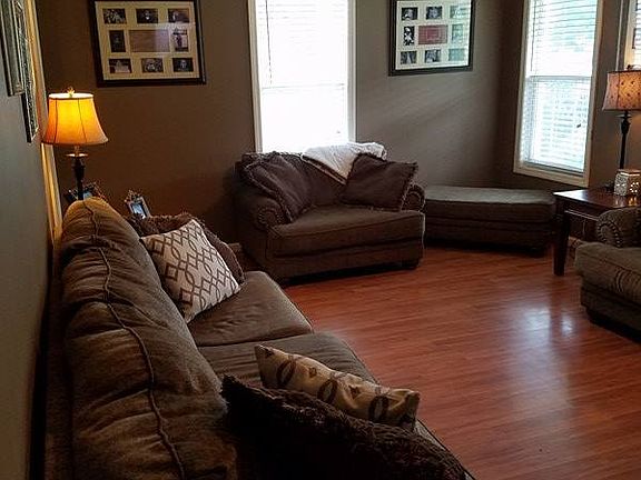 5th image of 720 Andrea Dr