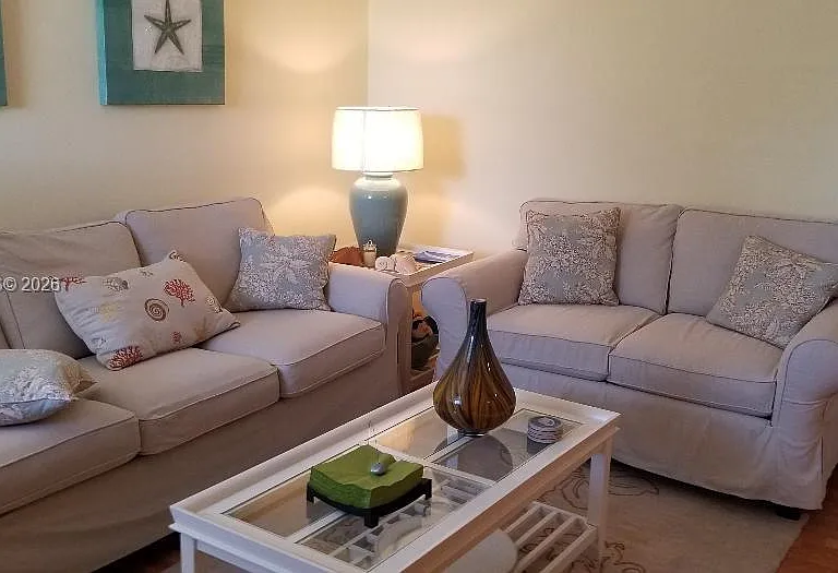 1801 S Treasure Dr #302 — Photo 6