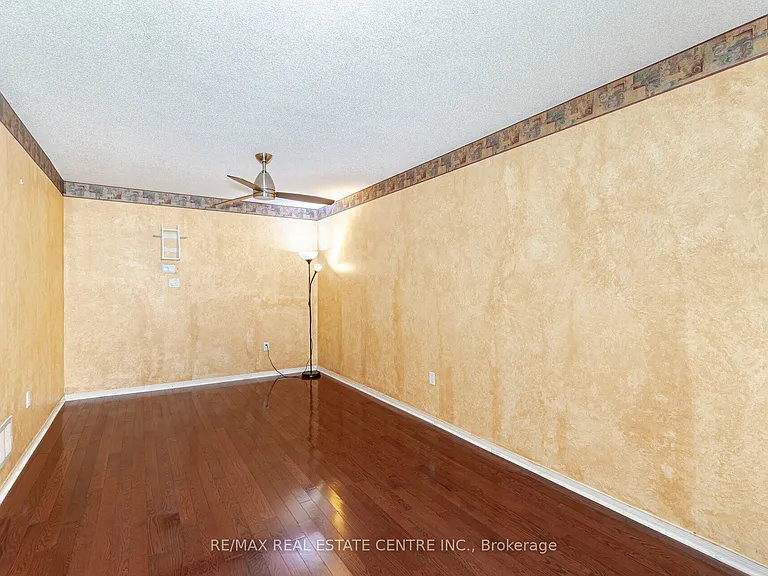 3727 Althorpe Cir — Photo 10
