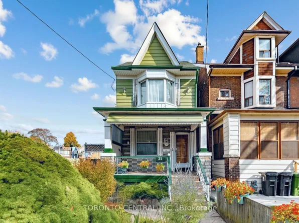 21 Chester Ave, Toronto, ON M4K 2Z8