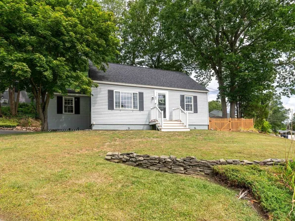 60 Bosse Avenue, Manchester, NH 03103