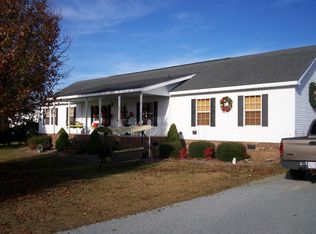 134 Suggs Rd, Dunn, NC 28334