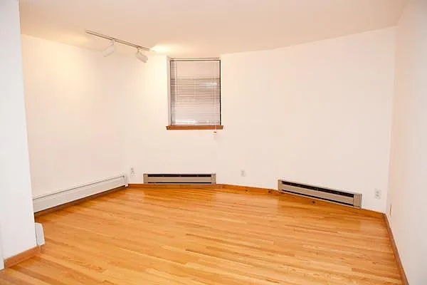 482 Massachusetts Ave #5 — Photo 6