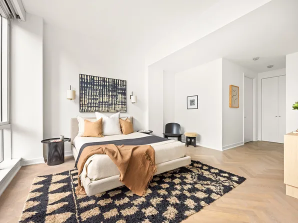 330 Spring Street 7D image 9 of 10