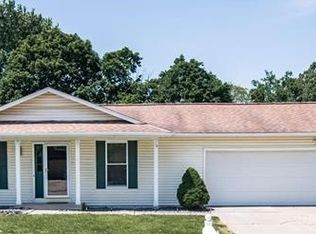 38 Ann Dr, Saint Peters, MO