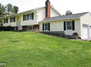 2103 Kings Ct, Finksburg, MD