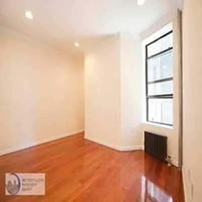 Rented by Metropolitan Property Group | media 33