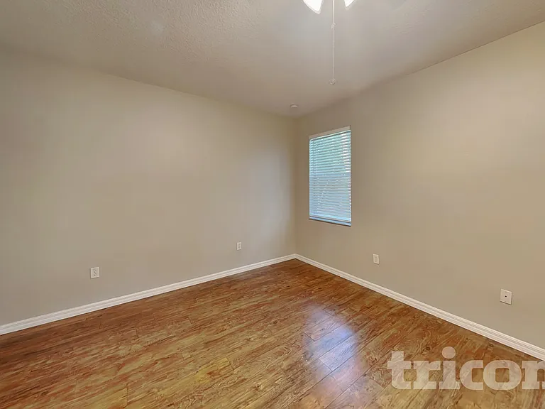 351 Fairmount Park Ct — Photo 8