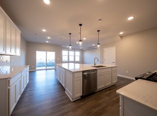 17988 Giants Way, Lakeville, MN 55044