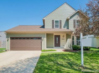 1864 Oriole Dr, Elk Grove Village, IL 60007