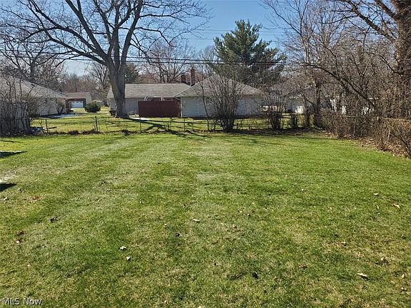 4th image of 410 Audrey Dr