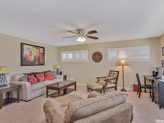4th image of 5616 Primrose Dr