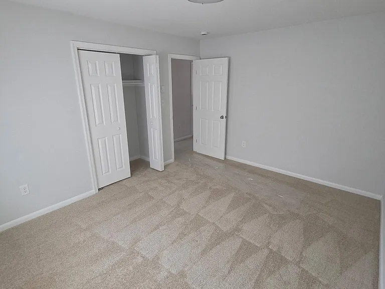 5213 Kennebeck Ave #4 — Photo 6