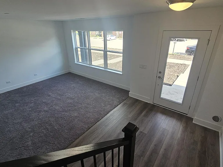 6429 Main St #0 — Photo 7