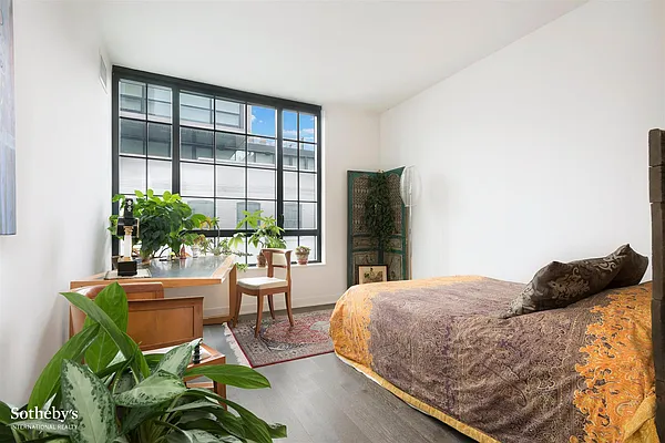 Sold by Sotheby's International Realty | media 5