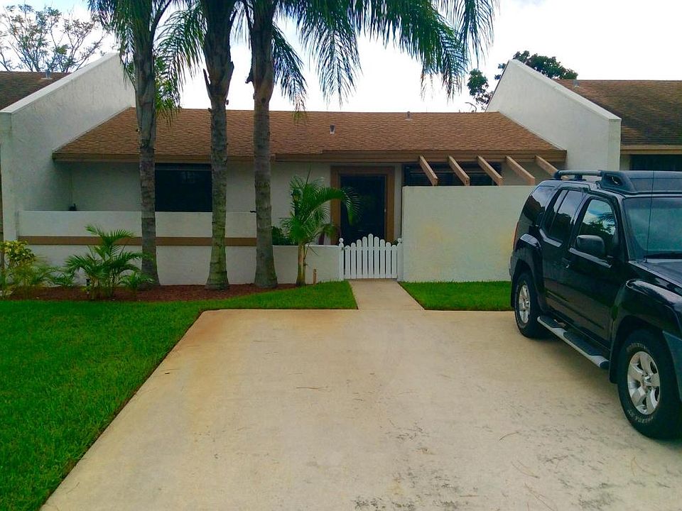1st image of 6120 Fairfield Cir