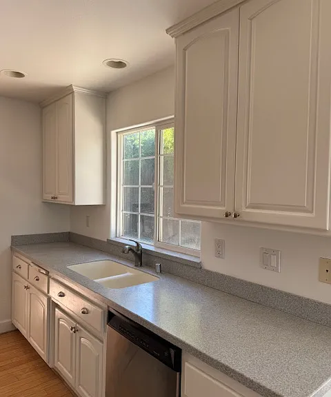 1915 Old Mission Dr — Photo 6