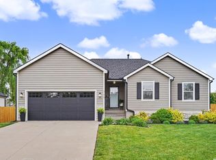 709 Flame Way, Baldwin City, KS 66006