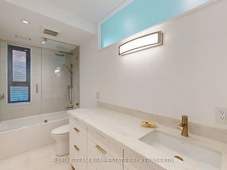 149 Maria St #UPPER — Photo 27