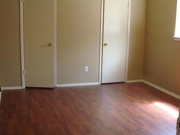 2nd image of 16423 Blackhawk Blvd