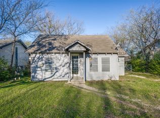 917 N Wood St, Denton, TX 76209