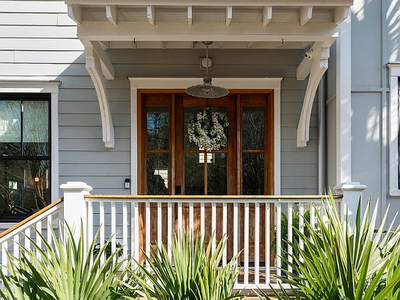 5th image of 1300 Penshell Pl