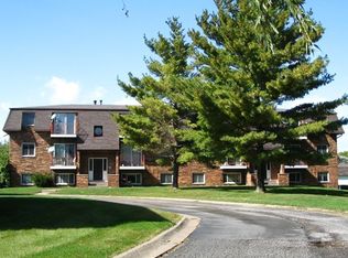 2796 Willow Dr APT 5, Bettendorf, IA 52722