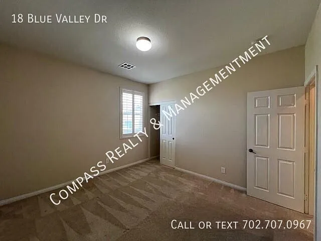 18 Blue Valley Dr — Photo 11