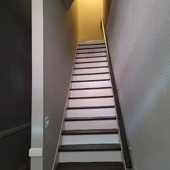 2 bed, 1400 sqft, $1,800 — Photo 3