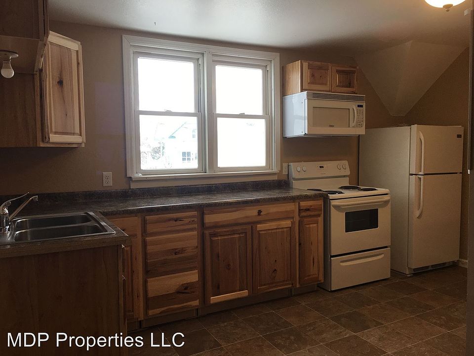 1st image of 315 Lake Ave W APT 5