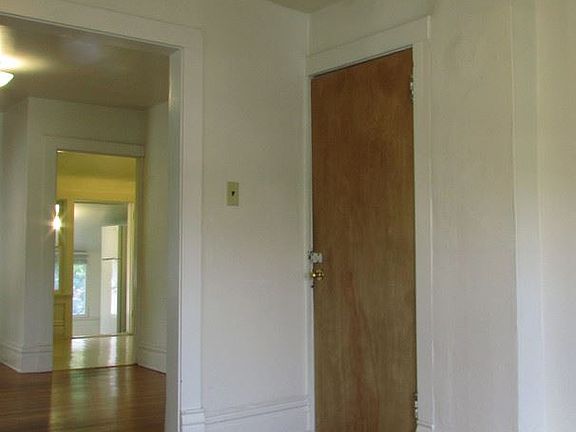 2nd image of 334 W Alder St APT 3