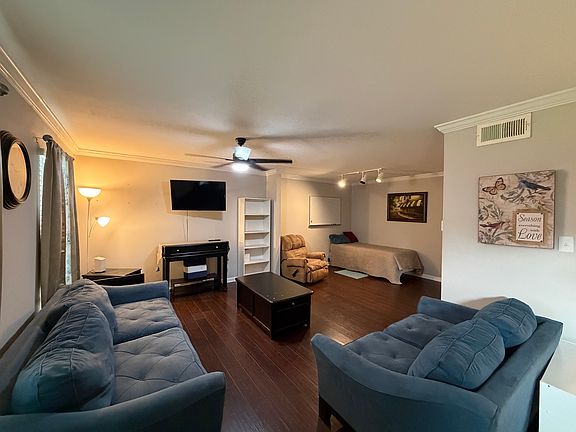 2nd image of 9505 Balsa Dr